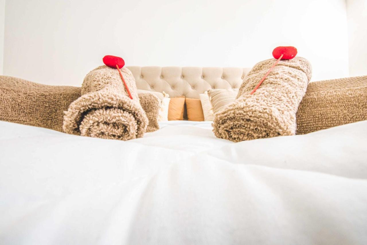 Cas358 Luxury Suite Bari Bagian luar foto